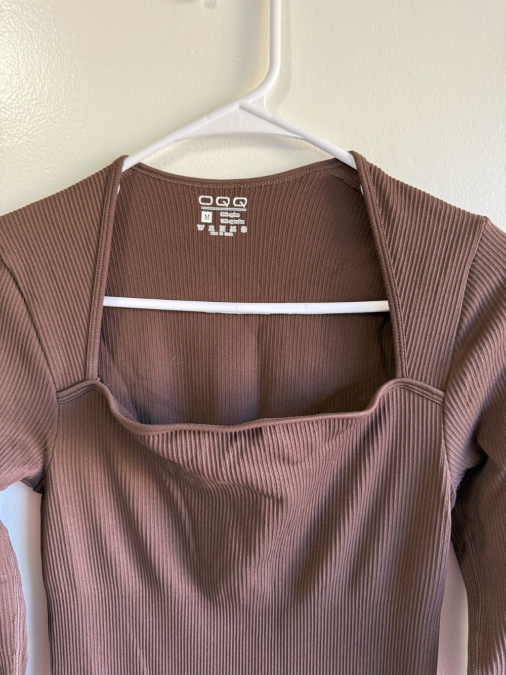 OQQ Brown Square Neck Long Sleeve Bell Bottom Athletic Jumpsuit size Medium - Picture 3 of 5